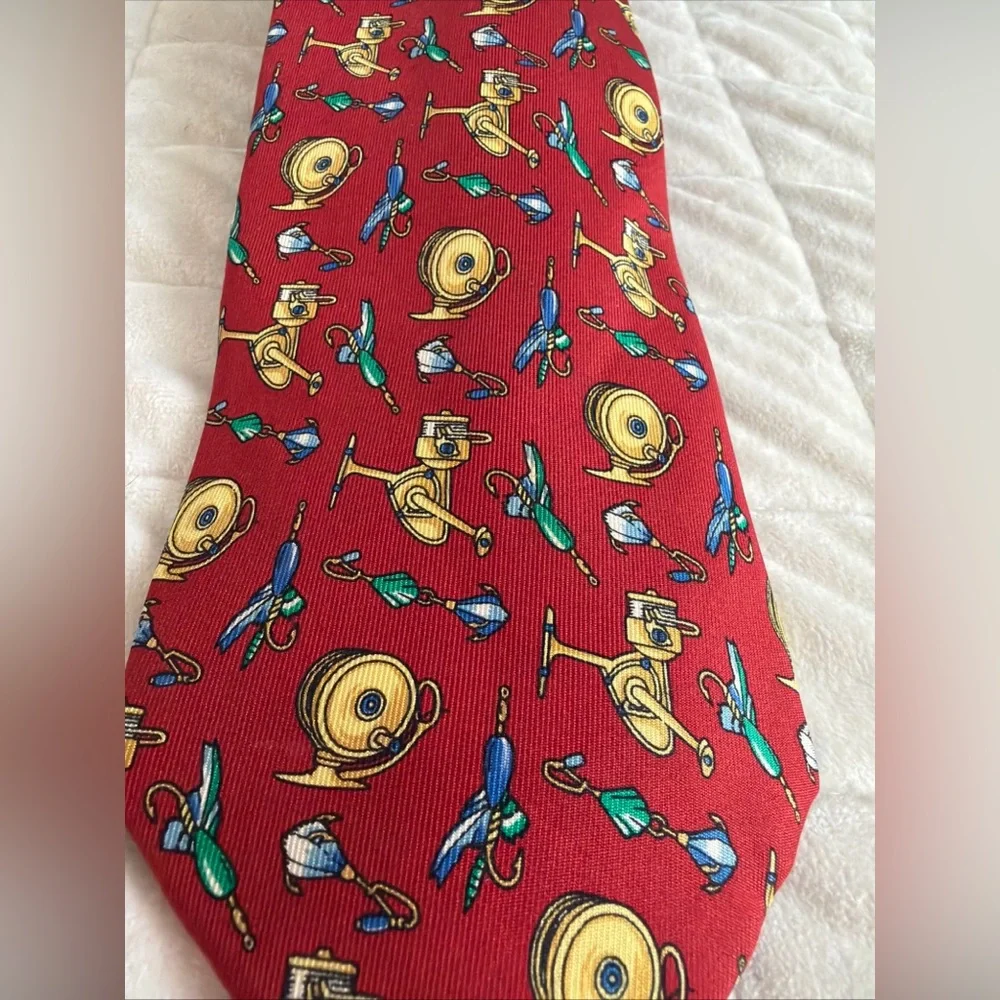 Vintage Gucci Fly Fishing Reel Bait Silk  Tie Necktie Italy - Picture 2 of 6